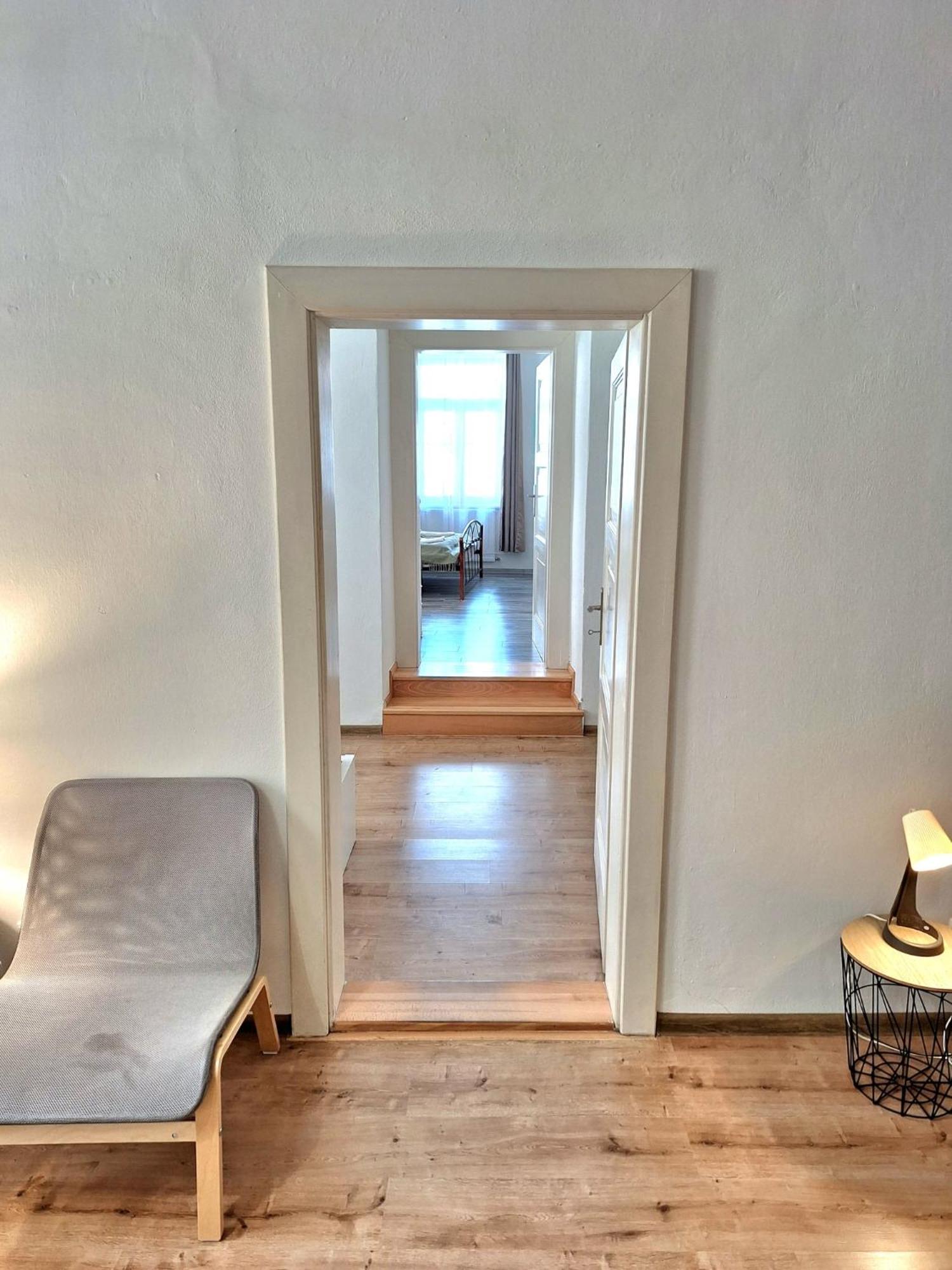 Apartment Emma - Old Town Братислава Экстерьер фото